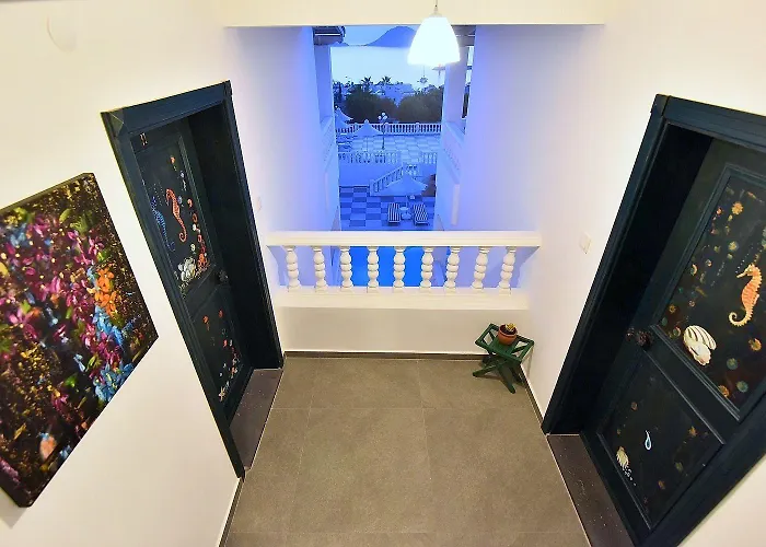 Bahama Art Hotel 3*