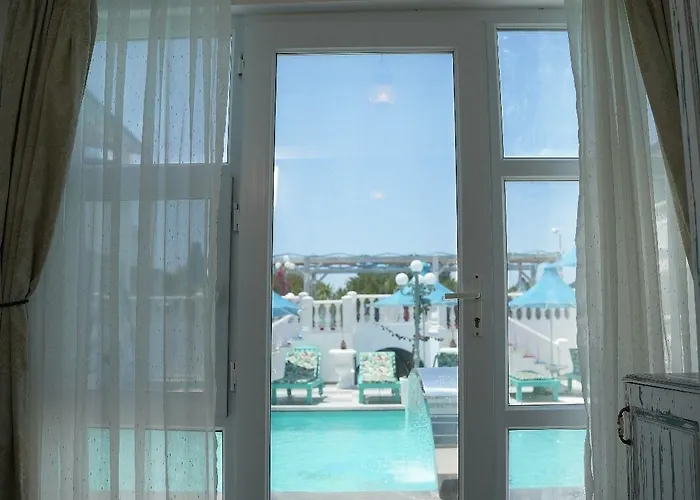 Bahama Art Отель