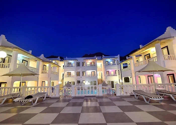 Hotell Bahama Art 3*